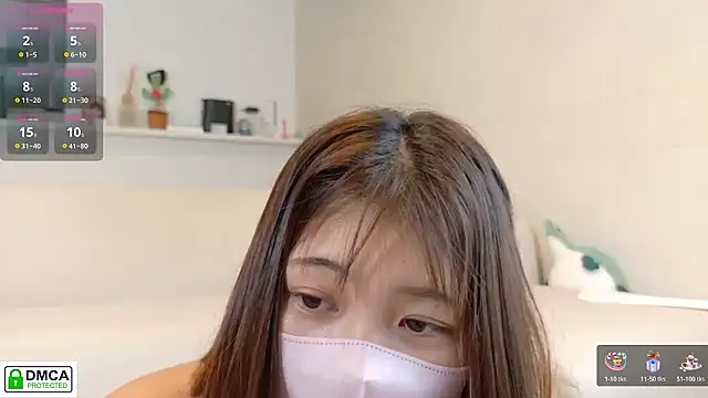 SUZU  online show from 09/26/25, 04:22