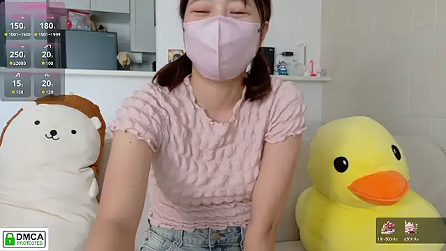 SUZU  online show from 10/05/25, 12:20