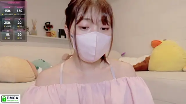 Snapshot of SUZU_ chatting on 07/09/26, 12:09 SUZU online show from 07/09/26, 12:09