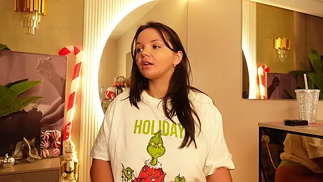 Snapshot of CelesteBailey chatting on 12/02/25, 05:13 CelesteBailey online show from 12/02/25, 05:13