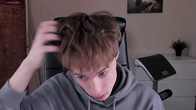 Snapshot of _tokyo_ghoul chatting on 01/17/25, 10:11  tokyo ghoul online show from 01/17/25, 10:11