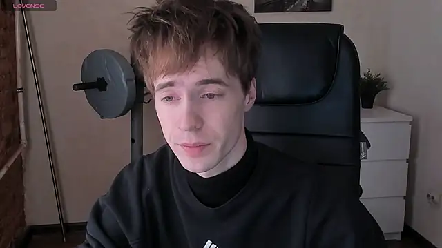 Snapshot of _tokyo_ghoul chatting on 02/01/25, 10:15  tokyo ghoul online show from 02/01/25, 10:15