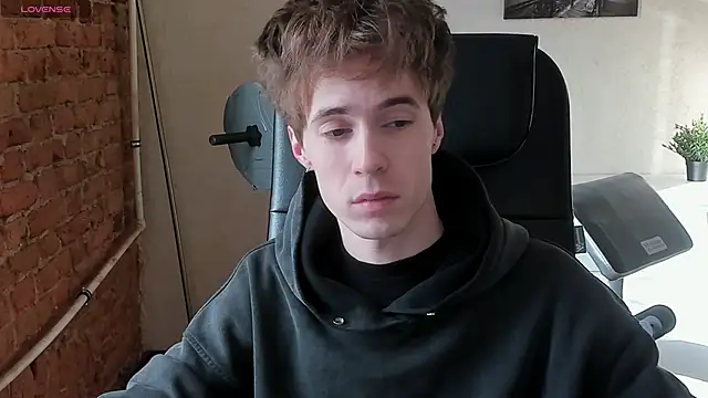 Snapshot of _tokyo_ghoul chatting on 02/07/25, 10:19  tokyo ghoul online show from 02/07/25, 10:19