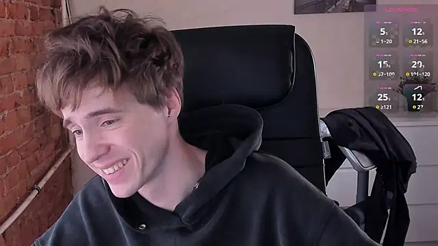 Snapshot of _tokyo_ghoul chatting on 02/07/25, 01:32  tokyo ghoul online show from 02/07/25, 01:32