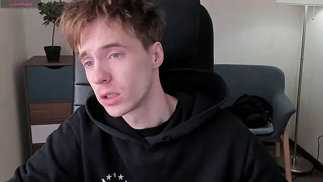 Snapshot of _tokyo_ghoul chatting on 03/06/25, 09:58  tokyo ghoul online show from 03/06/25, 09:58