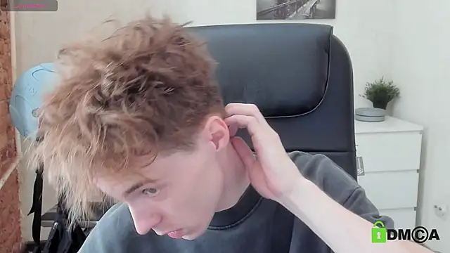 Snapshot of _tokyo_ghoul chatting on 09/11/25, 10:04  tokyo ghoul online show from 09/11/25, 10:04