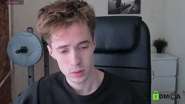 Snapshot of _tokyo_ghoul chatting on 09/13/25, 05:18  tokyo ghoul online show from 09/13/25, 05:18