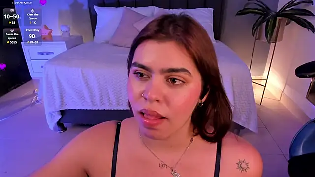 veronica185 online show from 01/30/25, 05:52