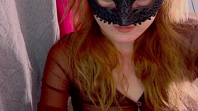 Snapshot of SecretAnni chatting on 10/01/25, 11:05 SecretAnni online show from 10/01/25, 11:05