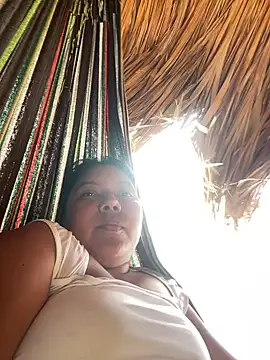 Snapshot of Dellyyymusic chatting on 03/27/26, 08:41 Dellyyymusic online show from 03/27/26, 08:41