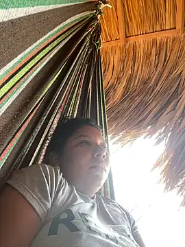 Snapshot of Dellyyymusic chatting on 04/05/26, 08:39 Dellyyymusic online show from 04/05/26, 08:39