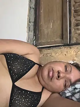 Snapshot of Dellyyymusic chatting on 04/12/26, 08:14 Dellyyymusic online show from 04/12/26, 08:14