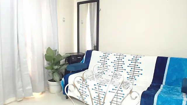 AmbarSofhia online show from 01/14/25, 07:43