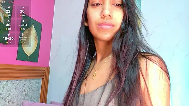Snapshot of littlee_emilyy_ chatting on 06/25/26, 01:15 littlee emilyy online show from 06/25/26, 01:15