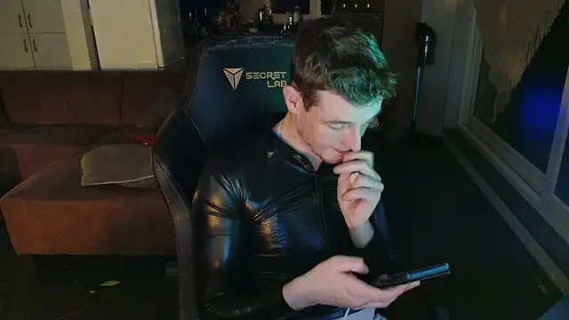 Str8boyy online show from 12/16/24, 12:26