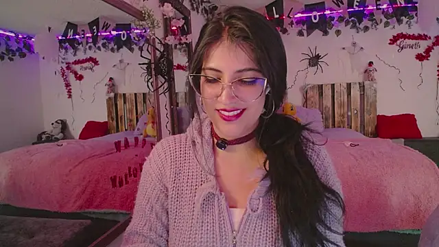 Snapshot of azahar__ziiz chatting on 10/21/25, 05:46 azahar ziiz online show from 10/21/25, 05:46