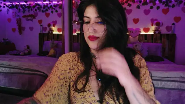 azahar  ziiz online show from 04/26/26, 11:46