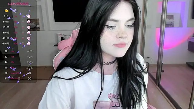 SelenaCute online show from 12/15/24, 05:02