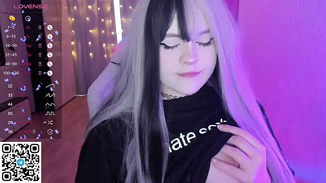 Snapshot of SelenaCute chatting on 03/05/26, 05:58 SelenaCute online show from 03/05/26, 05:58