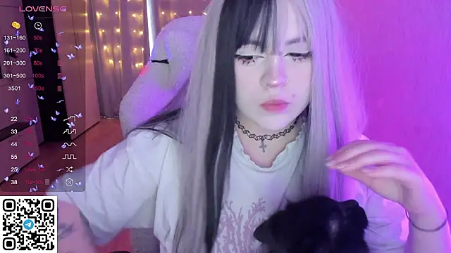 Snapshot of SelenaCute chatting on 03/09/26, 05:55 SelenaCute online show from 03/09/26, 05:55