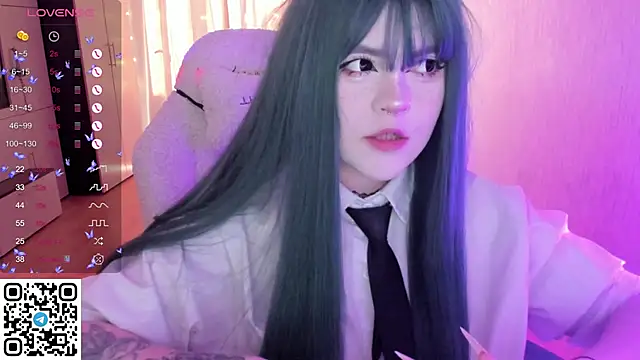 Snapshot of SelenaCute chatting on 03/17/26, 06:06 SelenaCute online show from 03/17/26, 06:06