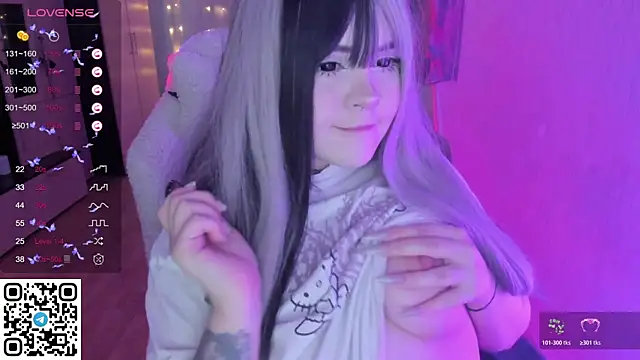 Snapshot of SelenaCute chatting on 04/11/26, 04:39 SelenaCute online show from 04/11/26, 04:39