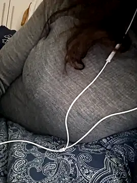 Silvia Zeno online show from 02/02/26, 08:24