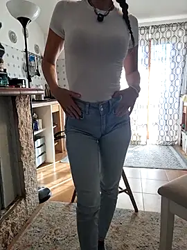 Silvia Zeno online show from 04/09/26, 07:25