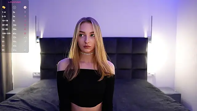 Snapshot of NotElis chatting on 04/25/26, 05:10 NotElis online show from 04/25/26, 05:10