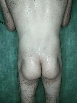 Snapshot of _Scorpion_ chatting on 12/18/25, 08:37 Scorpion online show from 12/18/25, 08:37