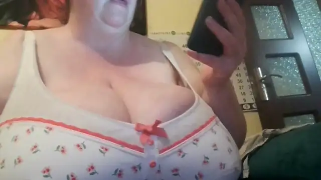 Snapshot of Nataliesbestjuggs chatting on 05/21/26, 08:38 Nataliesbestjuggs online show from 05/21/26, 08:38