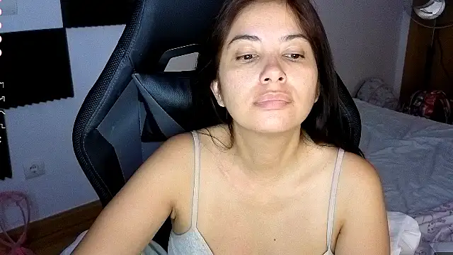 AnnaQueen online show from 07/28/26, 02:51