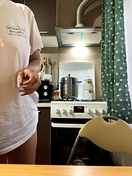 Tasty Shape online show from 10/14/25, 04:57