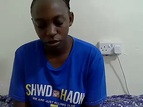 lizbela1 online show from 10/02/25, 08:21