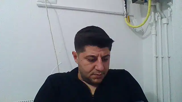 erkekkkadam online show from 03/05/25, 09:04