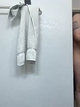 ft2022W online show from 03/10/25, 04:46