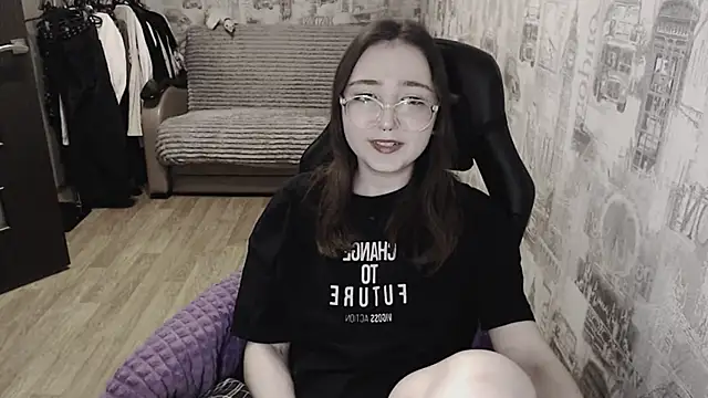 Snapshot of AmeliaKamishiro chatting on 02/14/25, 07:54 AmeliaKamishiro online show from 02/14/25, 07:54