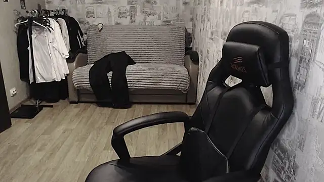 Snapshot of AmeliaKamishiro chatting on 02/27/25, 04:21 AmeliaKamishiro online show from 02/27/25, 04:21