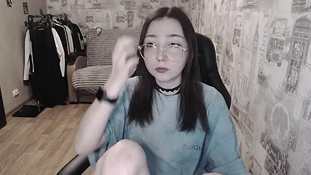 Snapshot of AmeliaKamishiro chatting on 03/03/25, 07:06 AmeliaKamishiro online show from 03/03/25, 07:06