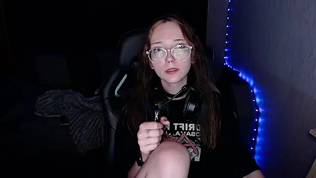 Snapshot of AmeliaKamishiro chatting on 10/09/25, 07:45 AmeliaKamishiro online show from 10/09/25, 07:45