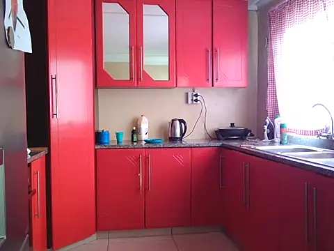 Malaika Nkosi online show from 01/06/25, 12:13