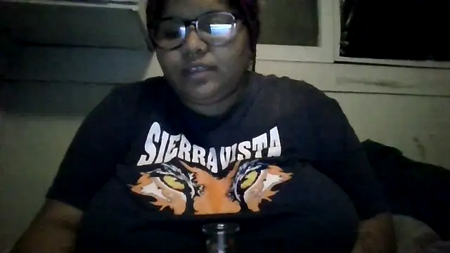 Snapshot of nsfweiner chatting on 12/21/25, 01:35 nsfweiner online show from 12/21/25, 01:35