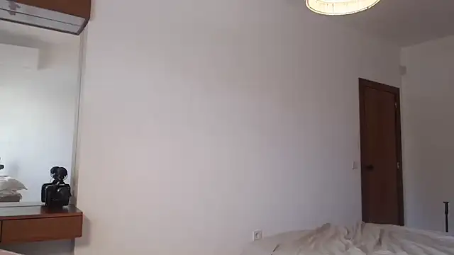 Snapshot of SexyandMarried1 chatting on 10/20/25, 12:27 SexyandMarried1 online show from 10/20/25, 12:27