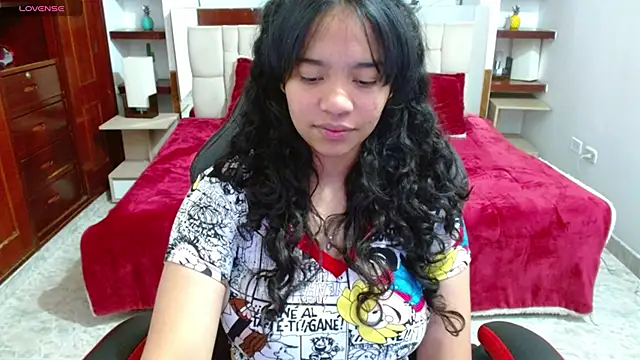 laureentt  online show from 01/29/25, 03:22