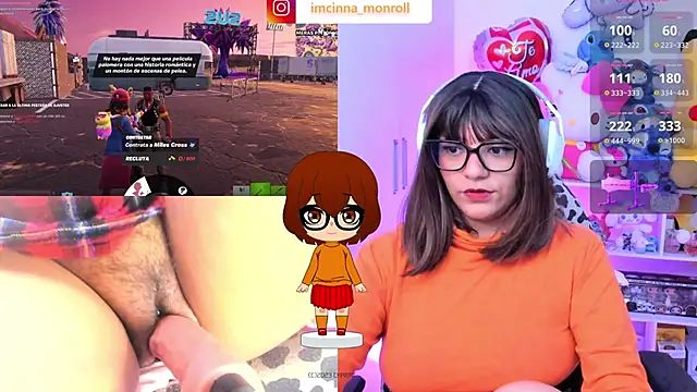 Snapshot of cinna_monroll chatting on 11/30/25, 04:33 cinna monroll online show from 11/30/25, 04:33