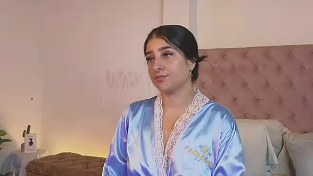 Snapshot of _Linoshka_1 chatting on 02/10/26, 08:46 Linoshka 1 online show from 02/10/26, 08:46