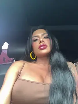 Snapshot of HOT_LADY_777 chatting on 02/17/25, 07:42 HOT LADY 777 online show from 02/17/25, 07:42