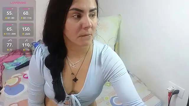 lovely trix online show from 11/08/25, 03:01