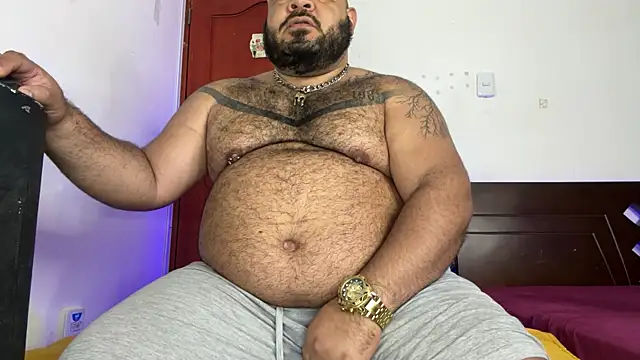 Latino bigcock online show from 10/17/25, 06:16