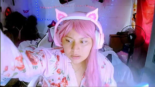 SofiaOlivares online show from 11/25/25, 04:29